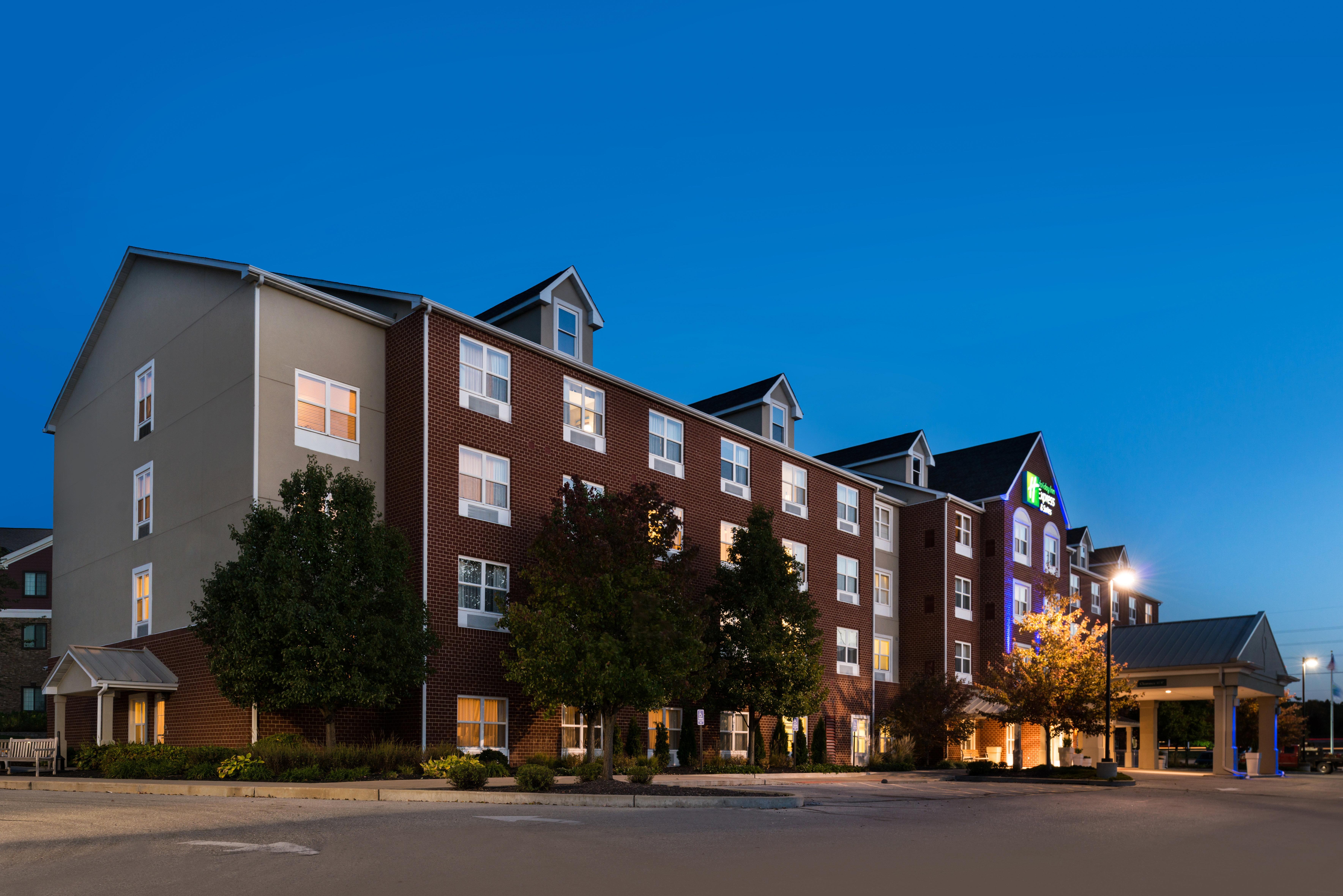 Holiday Inn Express Hotel & Suites St. Louis West-O'Fallon By Ihg Exterior foto