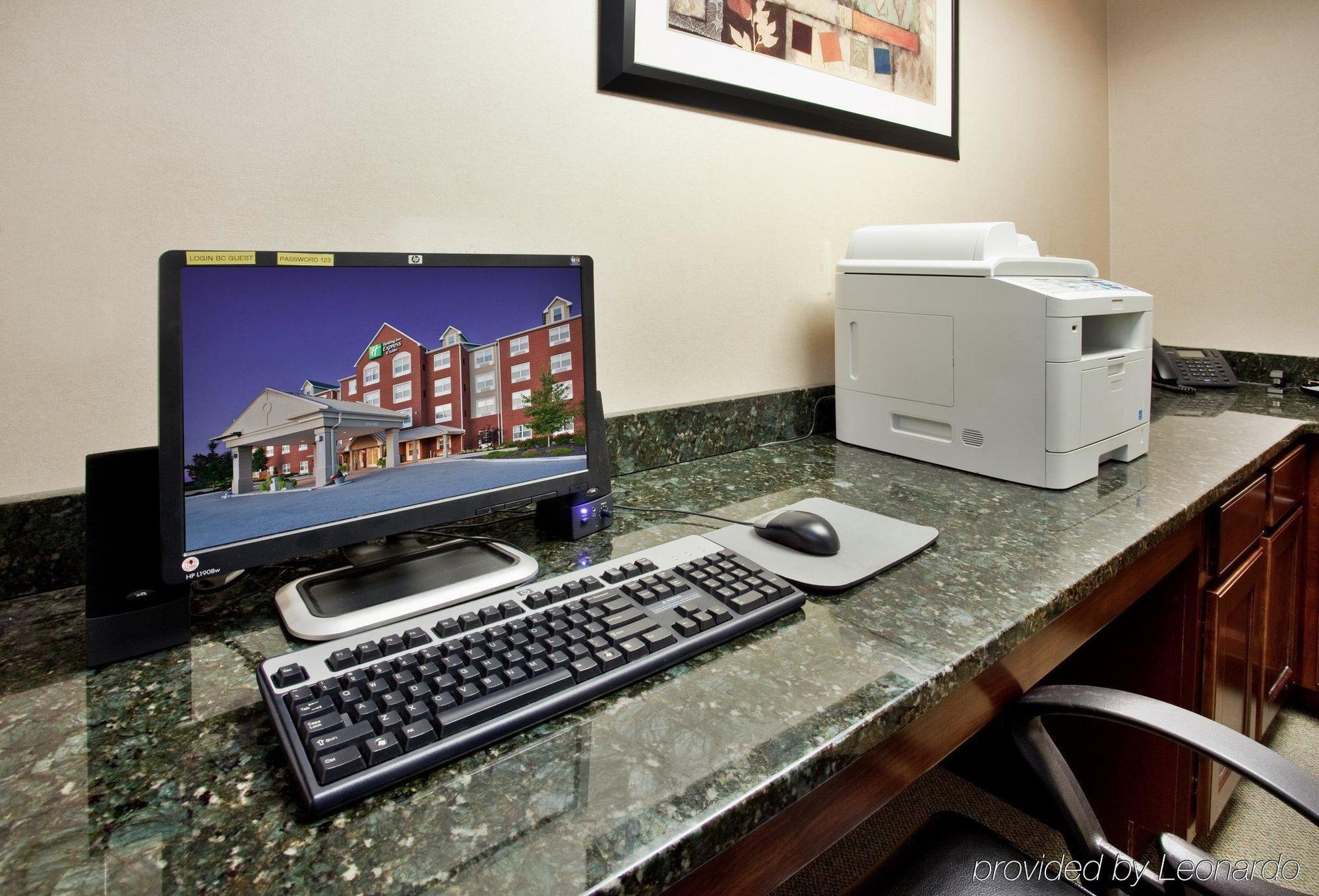 Holiday Inn Express Hotel & Suites St. Louis West-O'Fallon By Ihg Facilidades foto